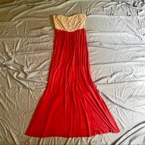 5/$25 SALE Strapless sweetheart lace maxi dress